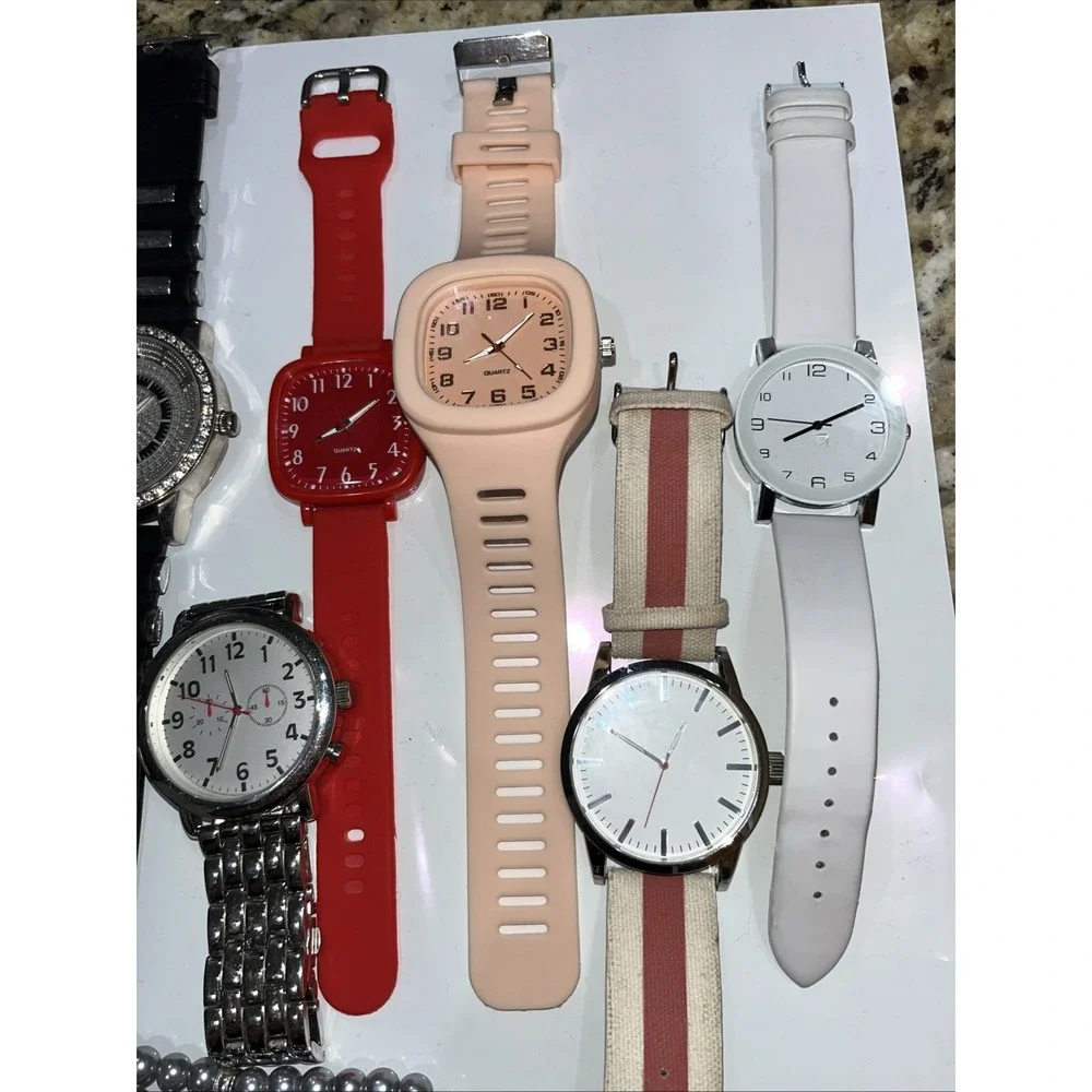 Watches Lot of 10 Women's‎ used Need Batteries
